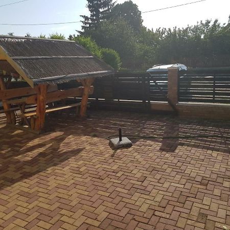 Pagrepe Apartman Balatonvilágos Exterior foto